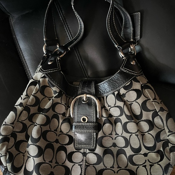 Authentic Coach Purse - SOLD - Picture 1 of 14